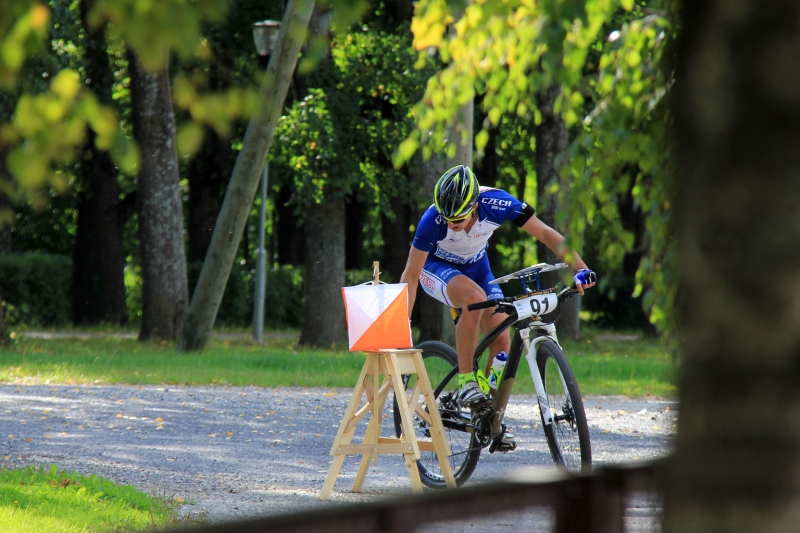 Ražení kontroly při MTBO